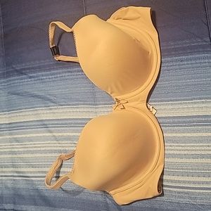 Victoria Secret Body by Victoria Lined Demi Bra 38C
